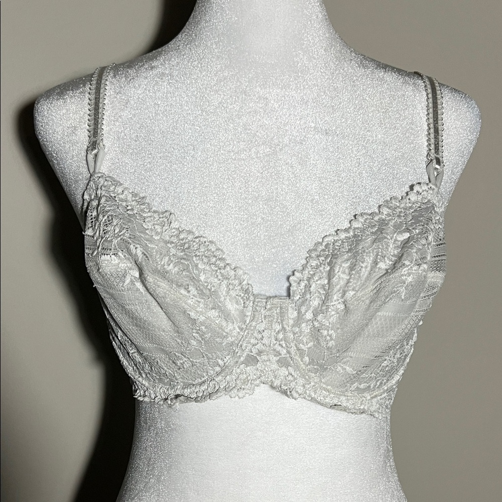 Wacoal Lace Underwire Bra - Cream